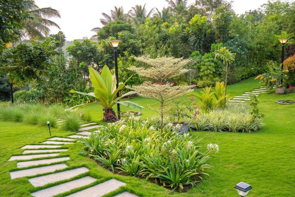 Villa Woods & Palms Pollāchi Extérieur photo