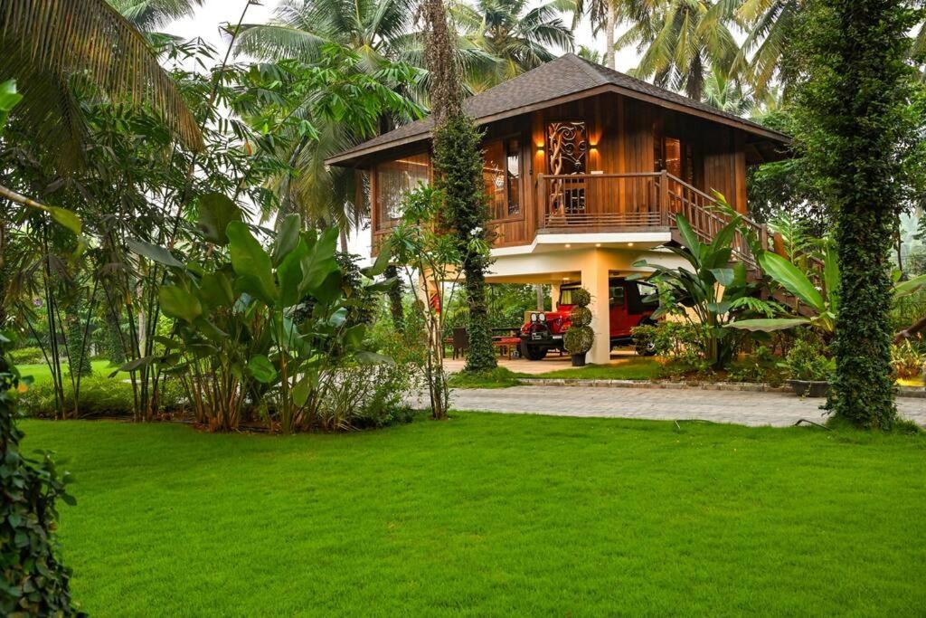 Villa Woods & Palms Pollāchi Extérieur photo